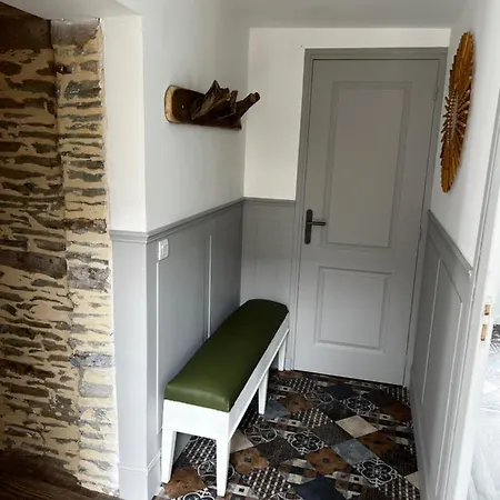 Domaine De La Cherel, Maison En Pierre Holiday home Pontorson