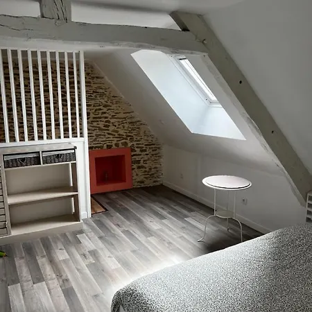 Holiday home Domaine De La Cherel, Maison En Pierre *